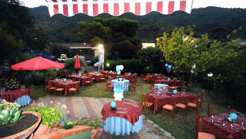 Real Asturias Hotel أكوابيسا المظهر الخارجي الصورة