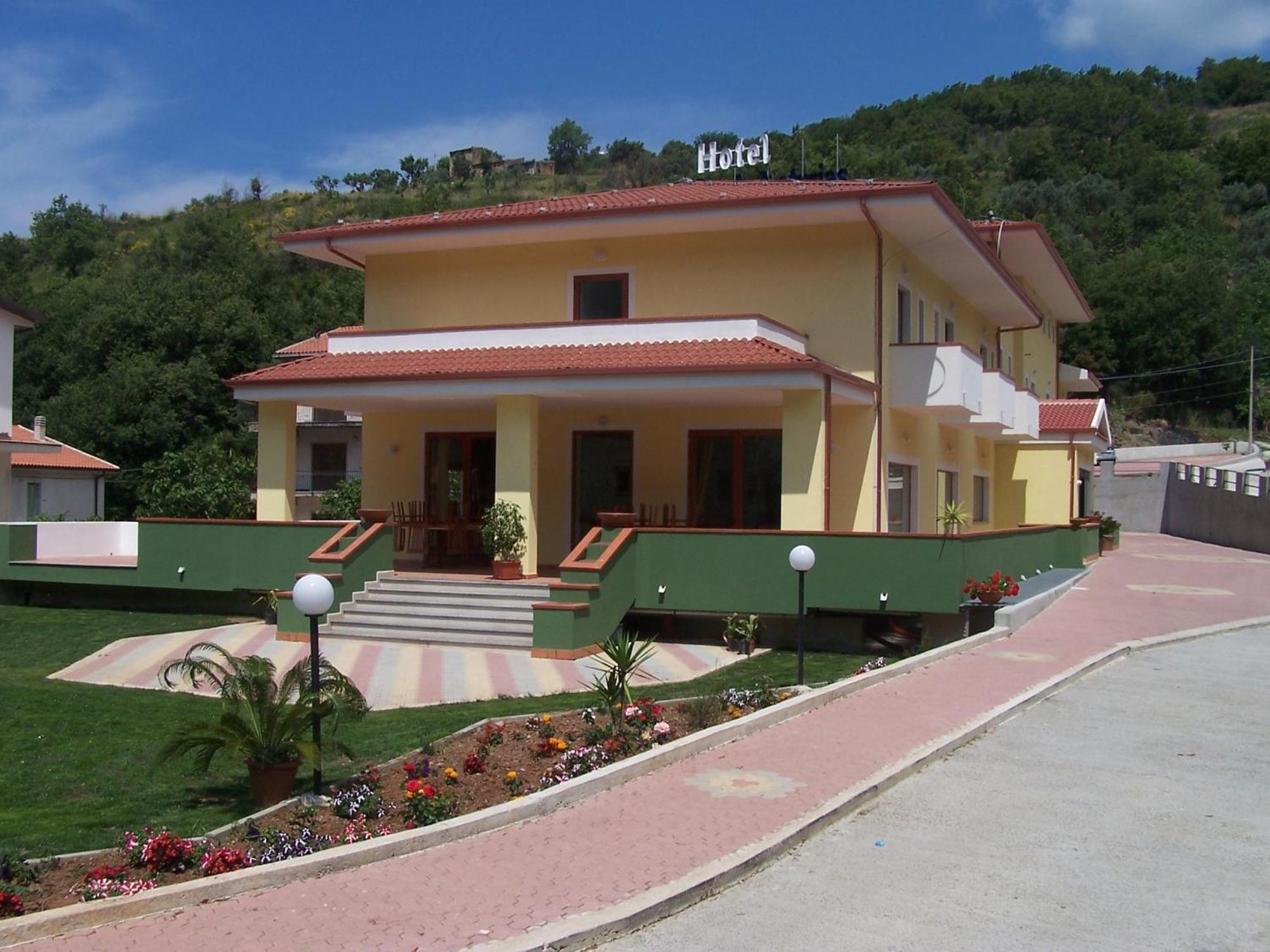 Real Asturias Hotel أكوابيسا المظهر الخارجي الصورة
