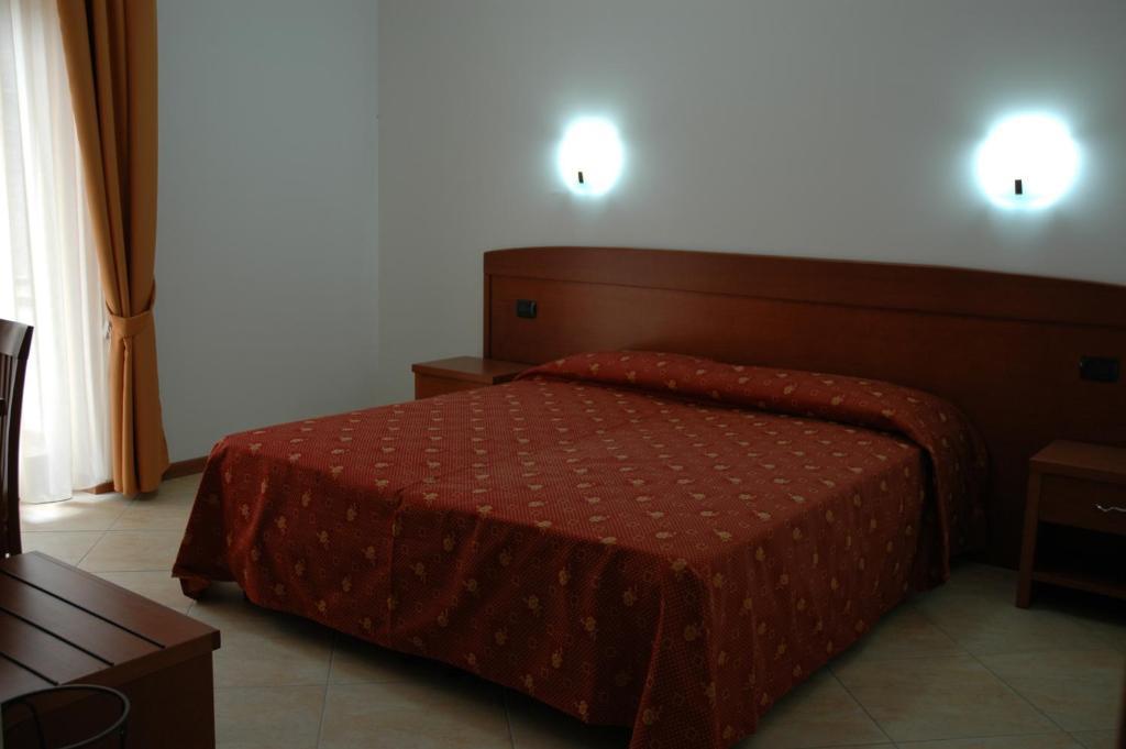 Real Asturias Hotel أكوابيسا الغرفة الصورة